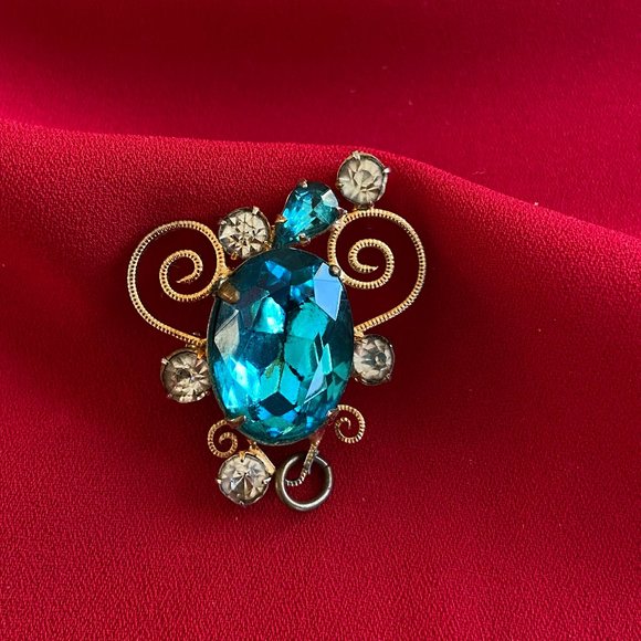 Vintage Brooch - Picture 1 of 6